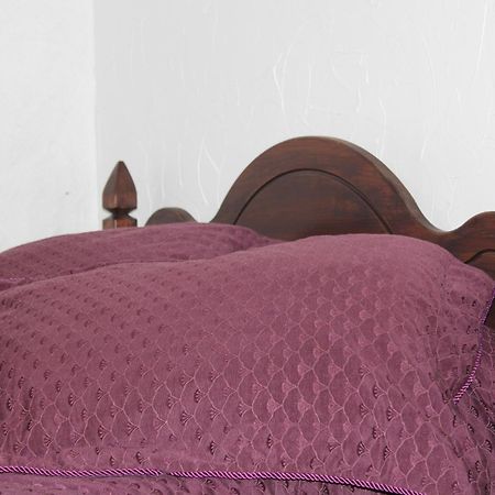 Krapi Guesthouse Treimani Phòng bức ảnh