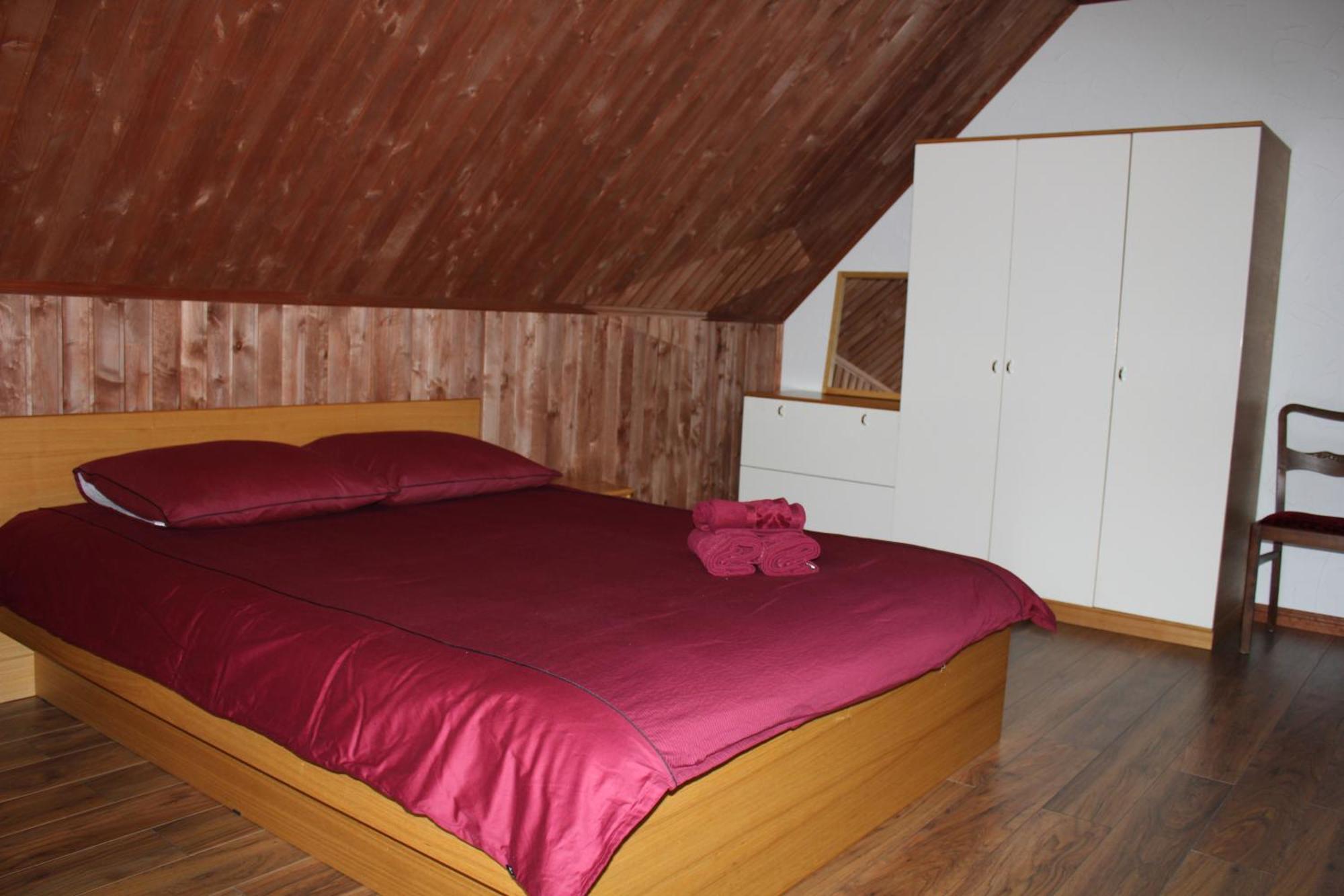 Krapi Guesthouse Treimani Phòng bức ảnh