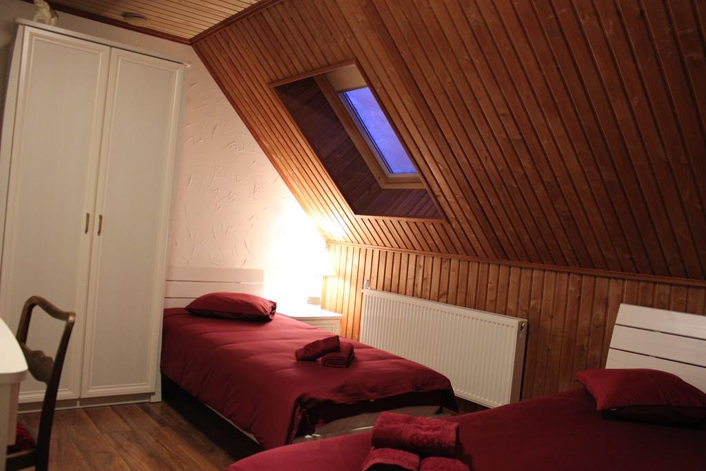 Krapi Guesthouse Treimani Phòng bức ảnh