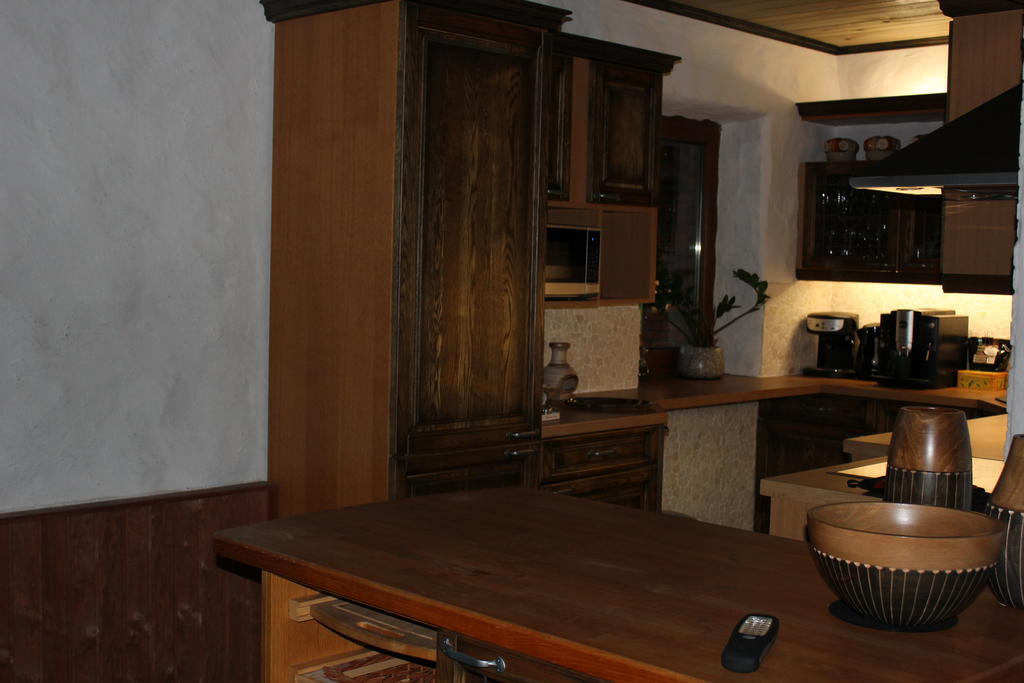 Krapi Guesthouse Treimani Phòng bức ảnh
