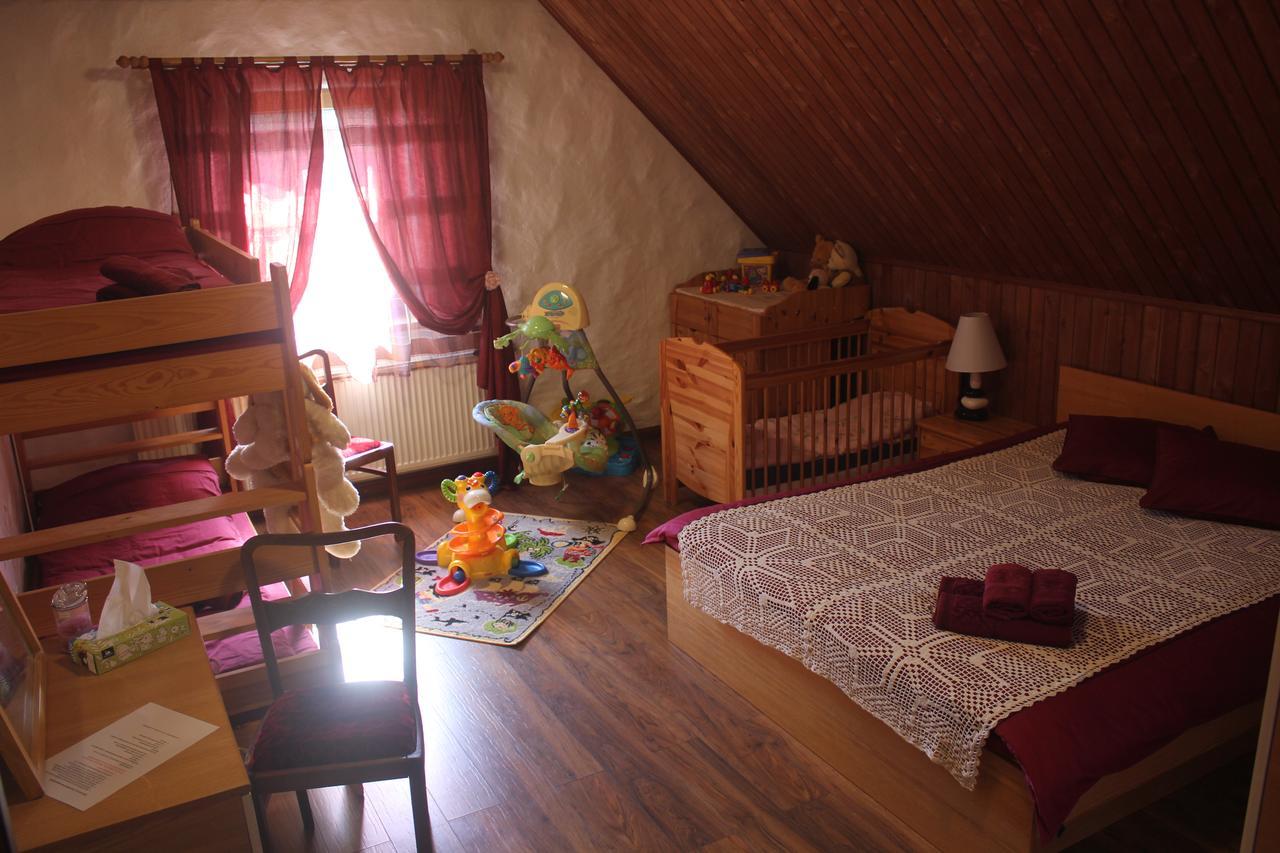 Krapi Guesthouse Treimani Ngoại thất bức ảnh